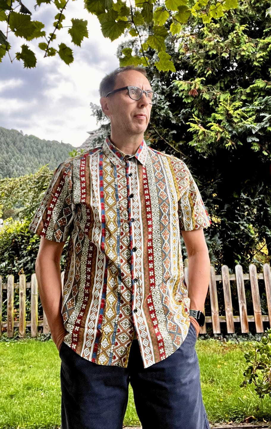 Customer photo review of Herren Retro Gestreiftes Kurzarmhemd