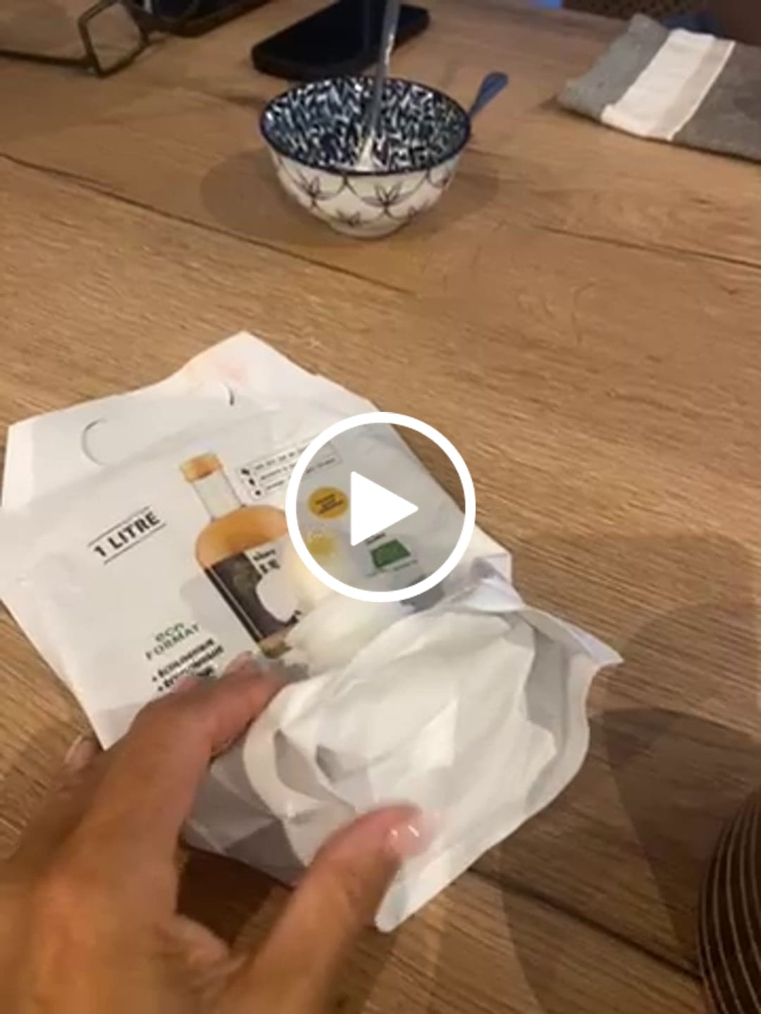 Customer video review of Le Ginger Classique Pouch 1 litre