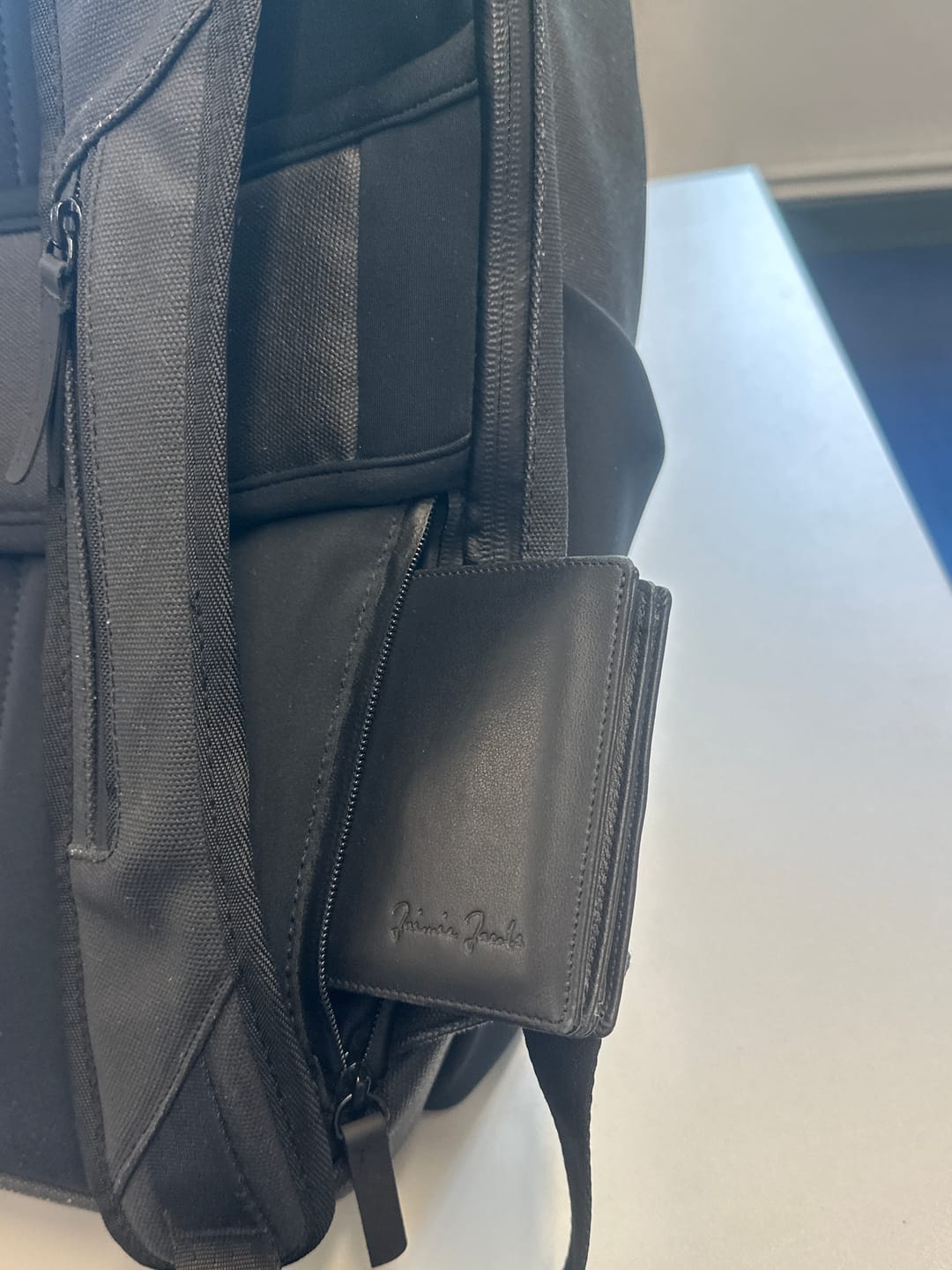 Customer photo review of Slimstar - slim wallet with large coin pocket