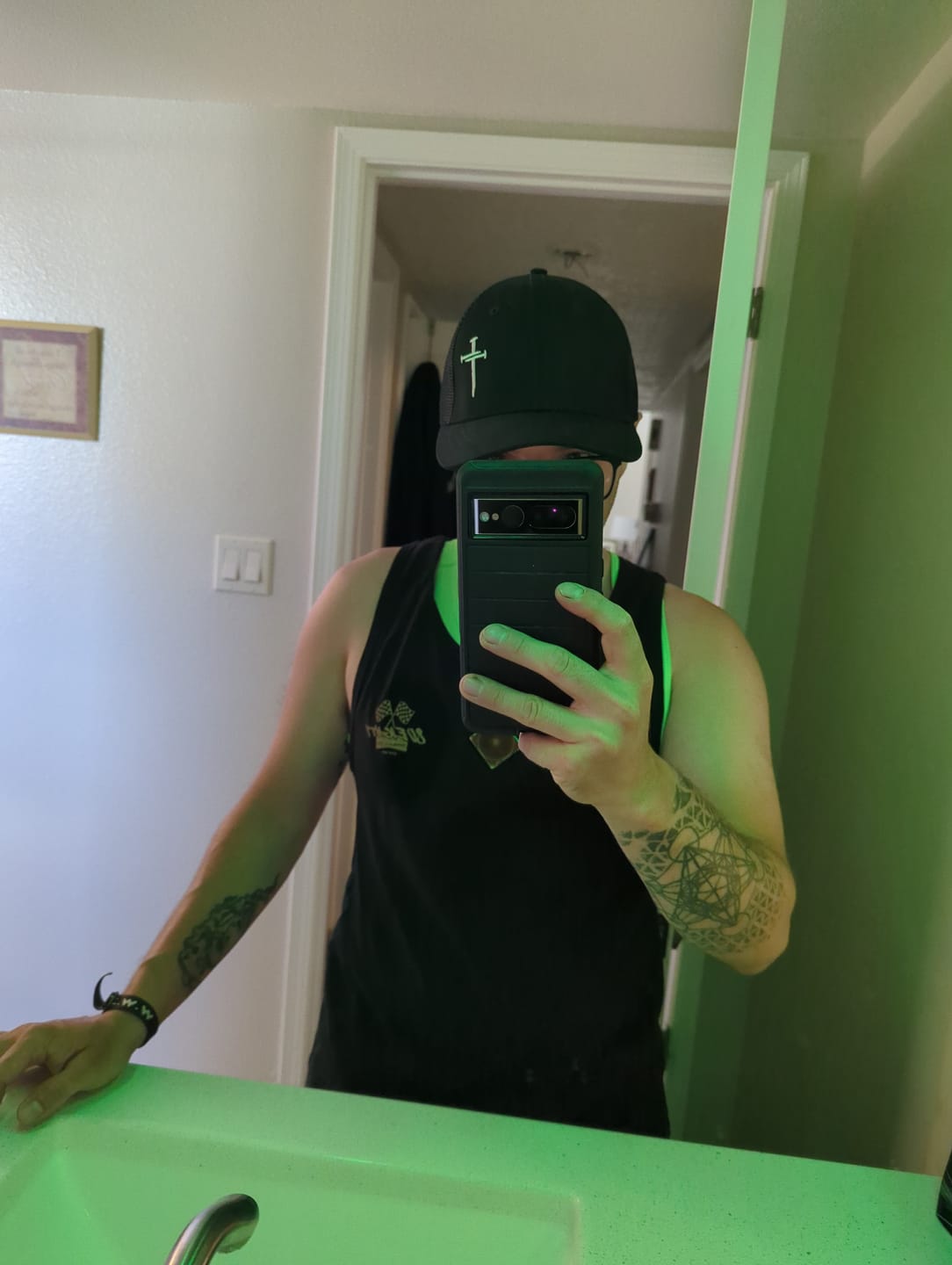 Customer photo review of 80Eighty® Finishline Tank
