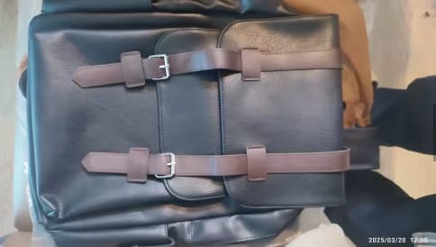 Customer photo review of Sac à Dos Cuir Homme Harry