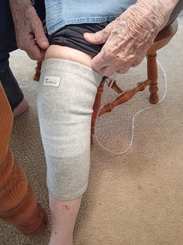 Customer photo review of Premium Bamboo Knee Sleeve (Single)