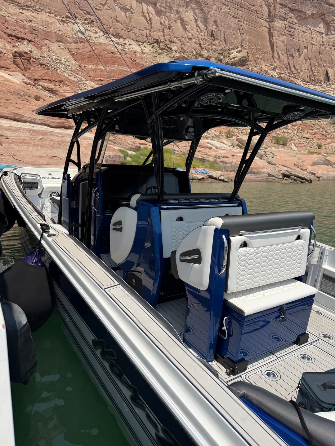 Customer photo review of A-Series Buoy A-5 Standard Blue Ropehold