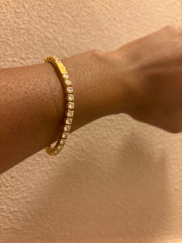 Customer photo review of TENNISBOY BRACELET. - 4MM GOLD