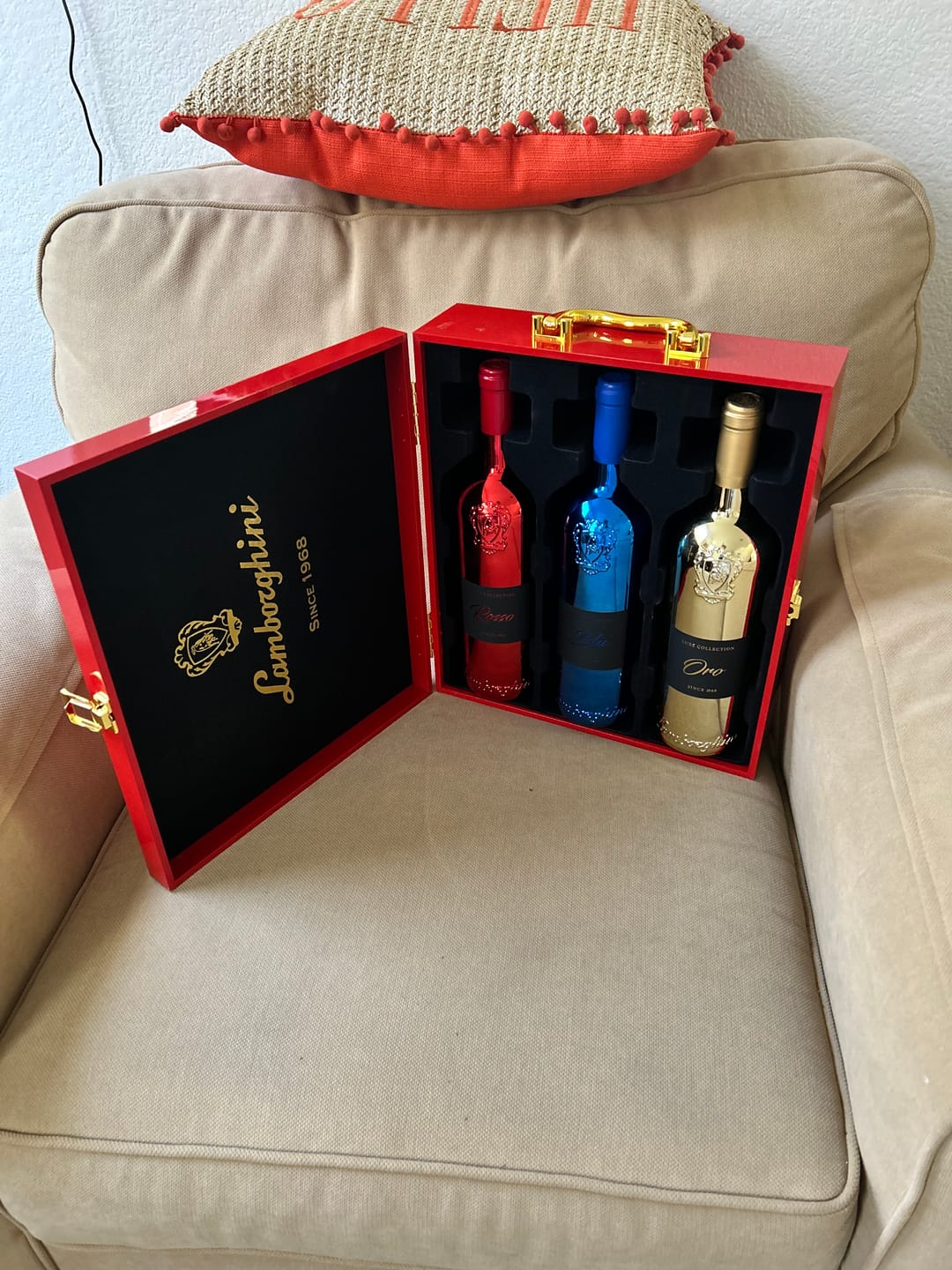 Customer photo review of Lamborghini LUXE Red Collection with Gift Set
