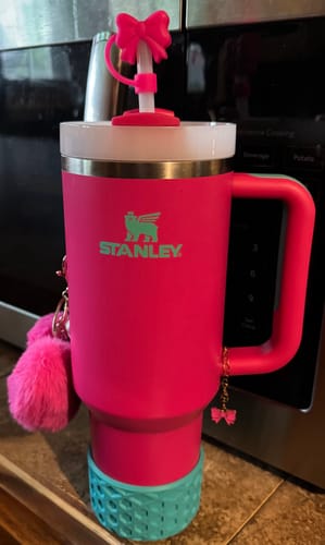Customer photo review of AQUAMARINE WAFFLE Tumbler Boot -fits 20-40oz New!