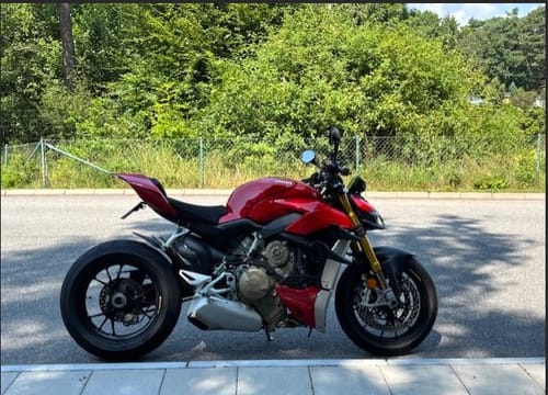 Customer photo review of Ducati Panigale / Streetfighter