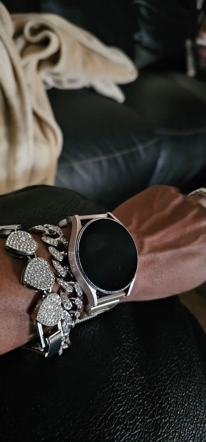 Customer photo review of LUXIIVA® 4 PCS MEGAN BRACELET STACK (Ready to Ship)