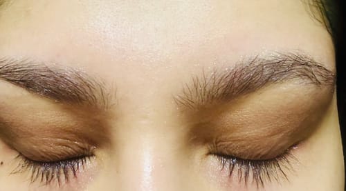 Customer photo review of Suero para pestañas y cejas