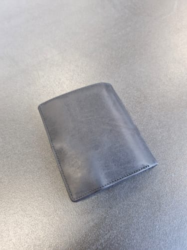 Customer photo review of Slimstar - slim wallet with large coin pocket