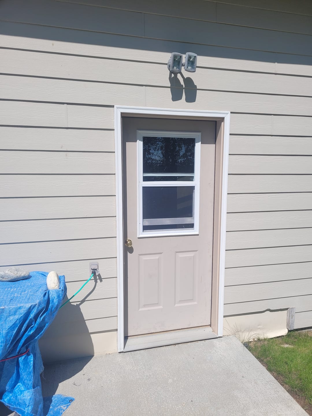 Customer photo review of Venting 1 Lite Glass and Frame Kit (Half Lite)