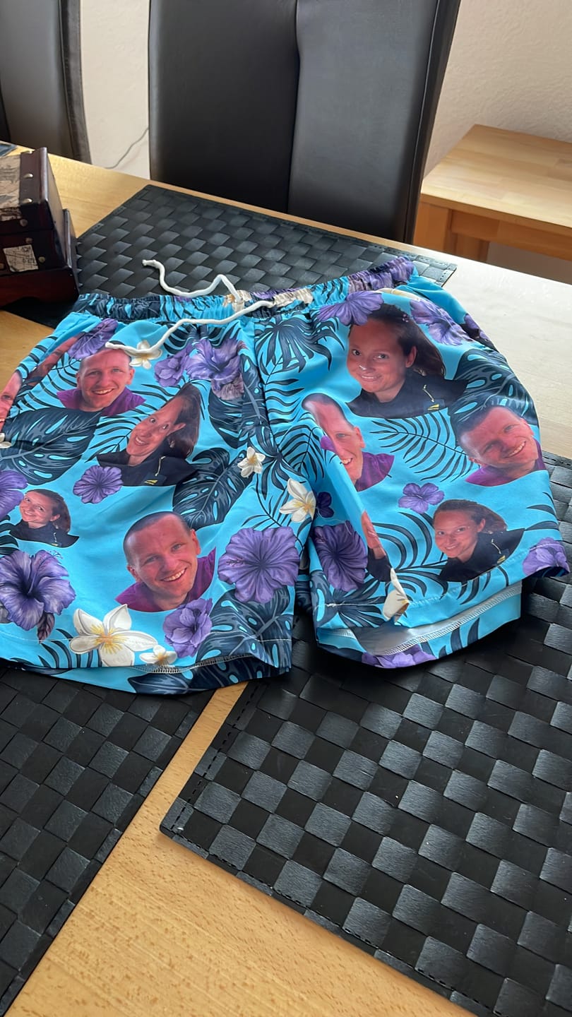 Customer photo review of Summer Vibes - Individuelle Badeshorts für den Sommer mit Foto
