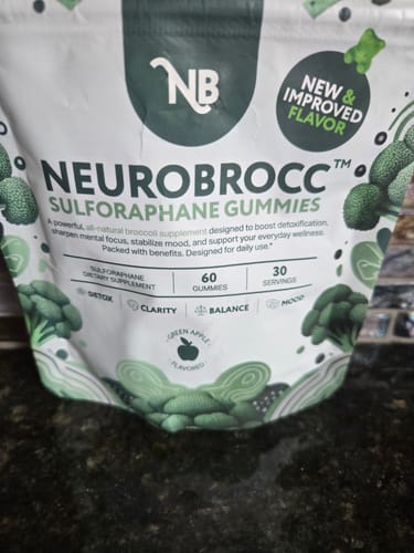 Customer photo review of NeuroBrocc Gummies