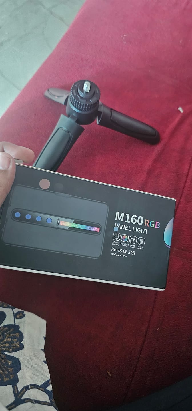 Customer photo review of M160 Pocket Fill Light Color RGB Lights, 1800mAh Rechargeable