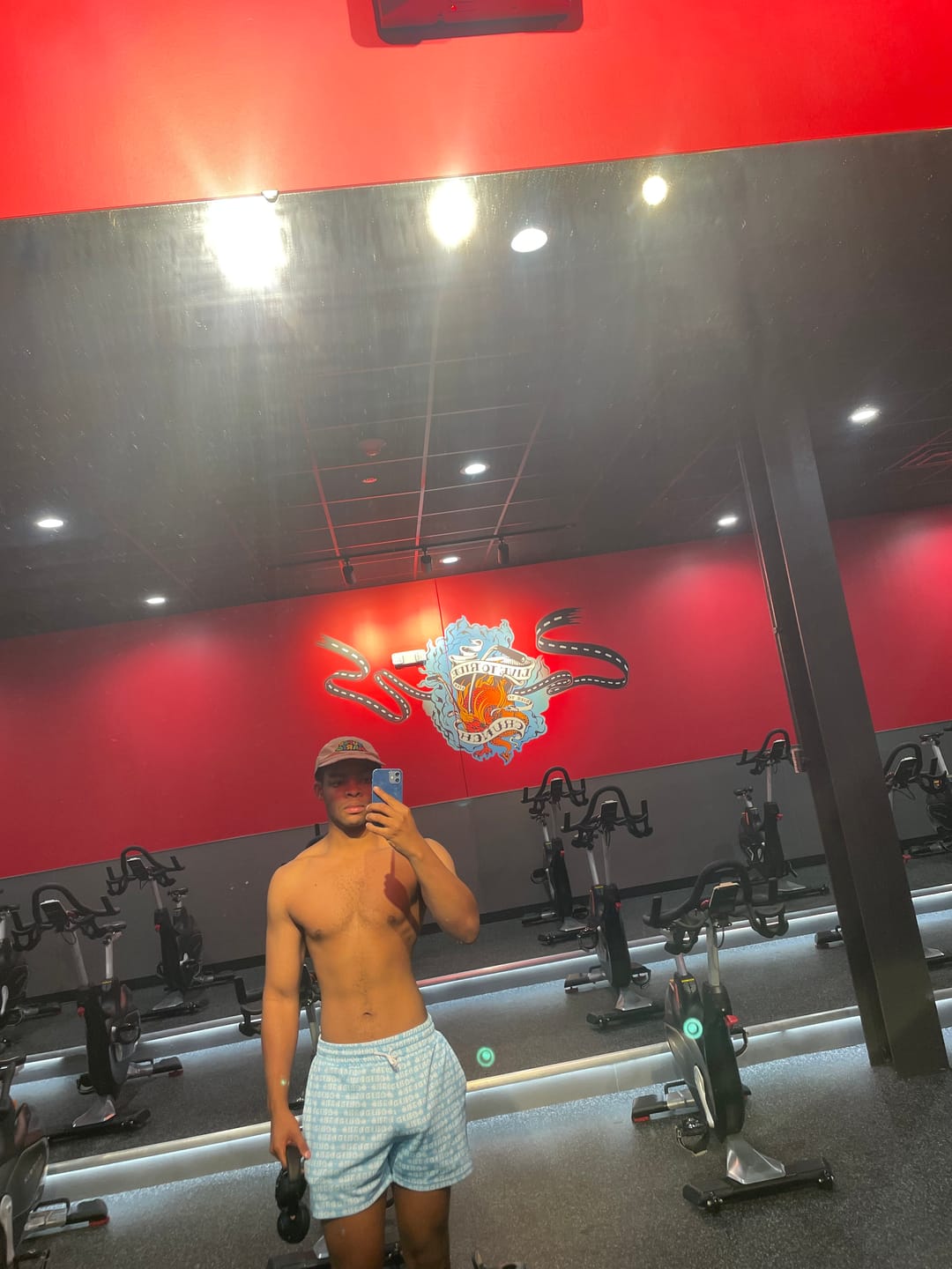 Customer photo review of Mesh Shorts 4" Inseam