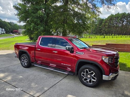 Customer photo review of Rough Country 49120580 Hard Tri-Fold Flip Up Bed Cover | 5'10" Bed | Chevy/GMC Sierra/Silverado 1500 (19-25)