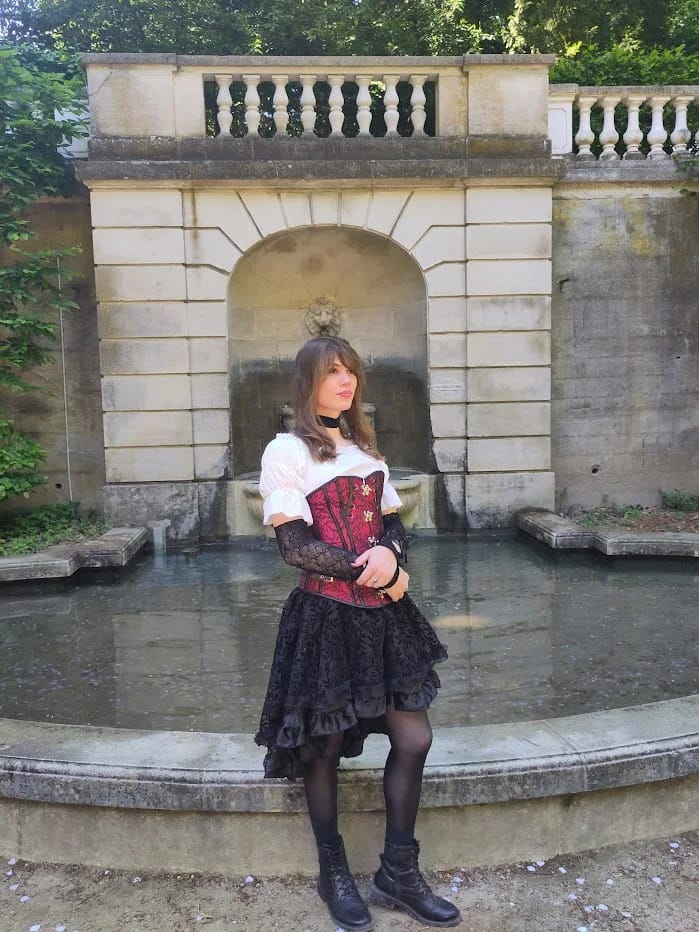 Customer photo review of Short steampunk skirt
