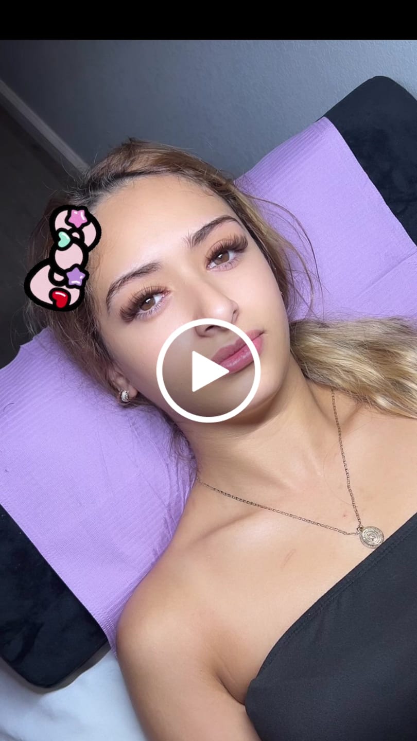 Customer video review of Brown Color Lash 0.03/0.05mm