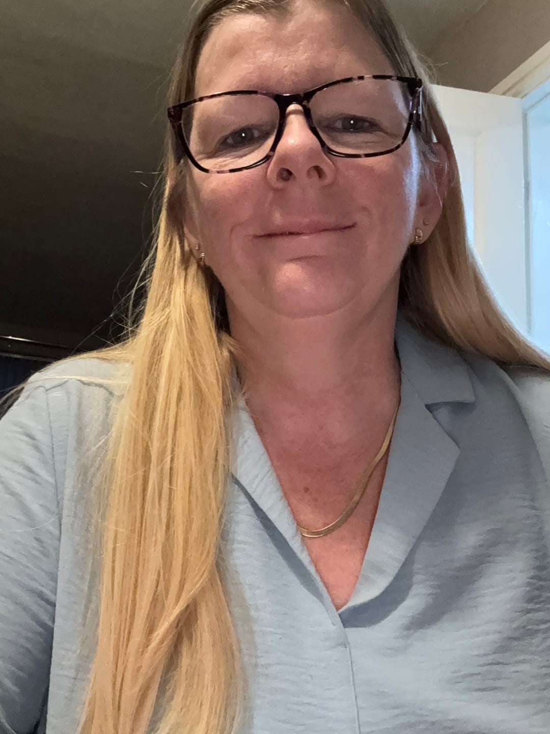 Customer photo review of Essentials Snake Chain Necklace