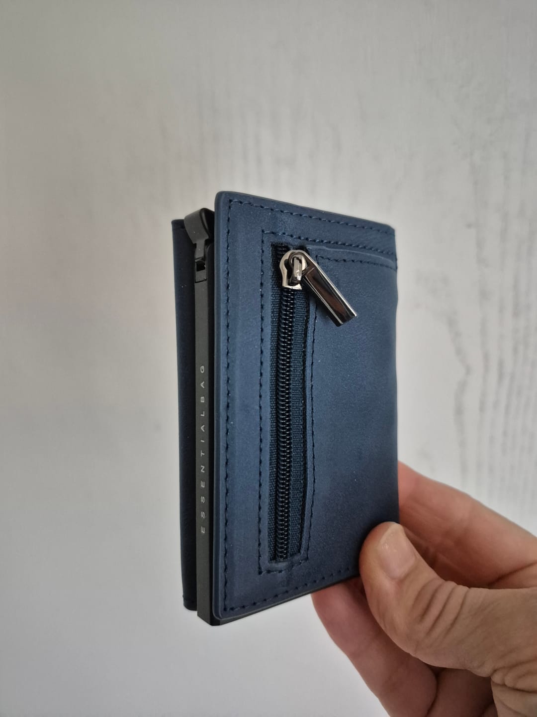 Customer photo review of Smart Wallet 3.0
