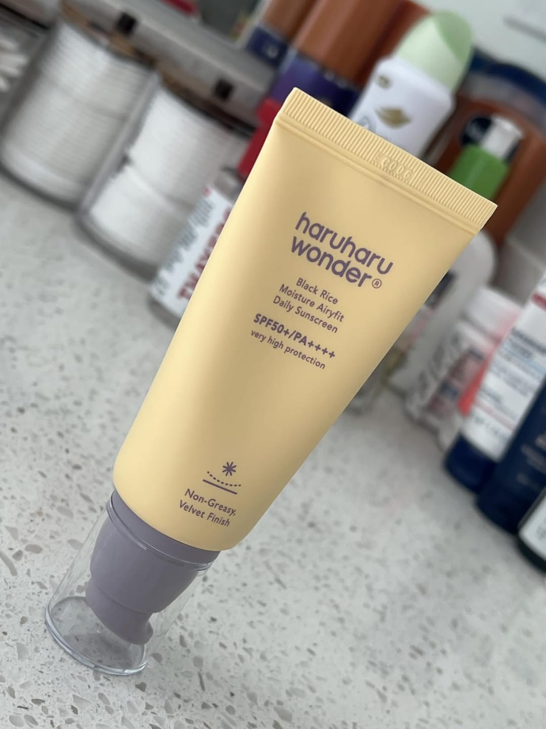 Customer photo review of BLACK RICE moisture airyfit daily sunscreen SPF50+ PA++++