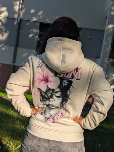 Customer photo review of Free Your Mind - Oversized Hoodie