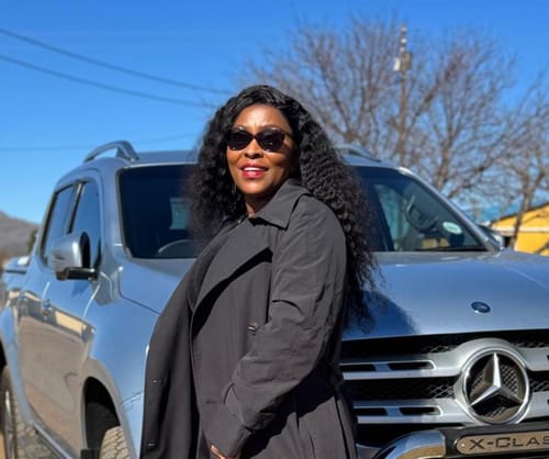 Nkemeleng Hazel M. review of Cambodian 13x4 Deep Wave Wig - Nat image 1 out of 2