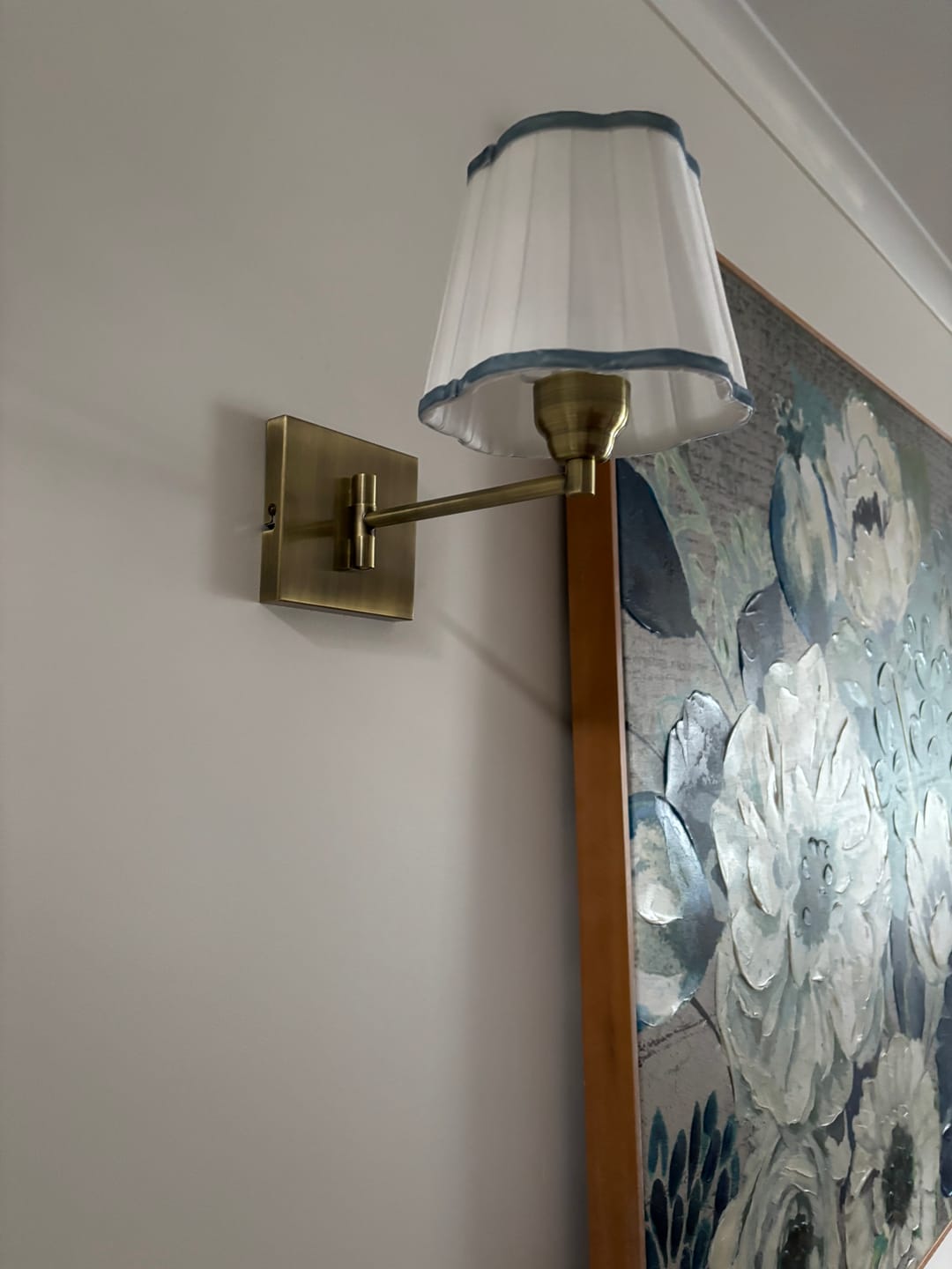 Customer photo review of Blue Velvet Trim Scallop Lamp Shade