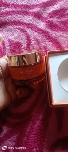 Customer photo review of Carrot Therapy Multi Correct Cream