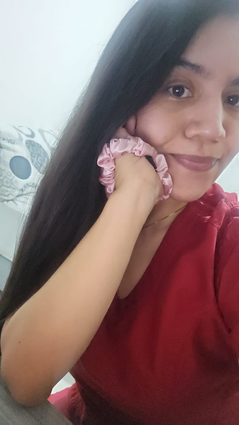 Customer photo review of Scrunchies Mini - Satin