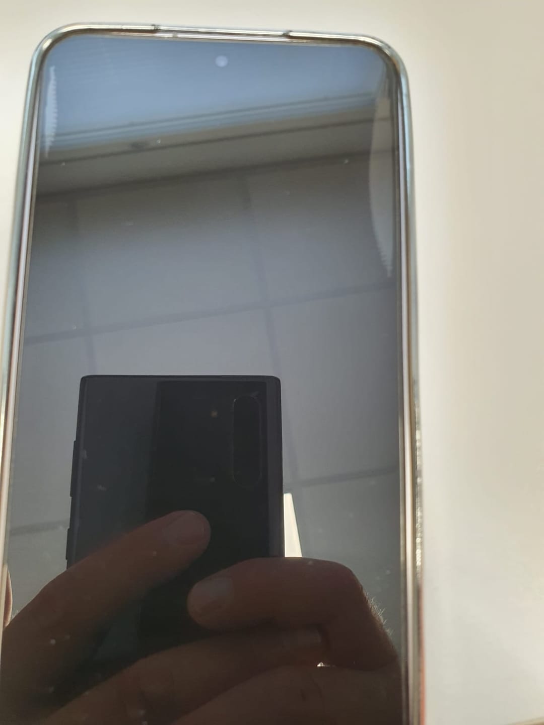 Customer photo review of Samsung Galaxy S25 5G Panssarilasi Asennuskehikolla - Kirkas