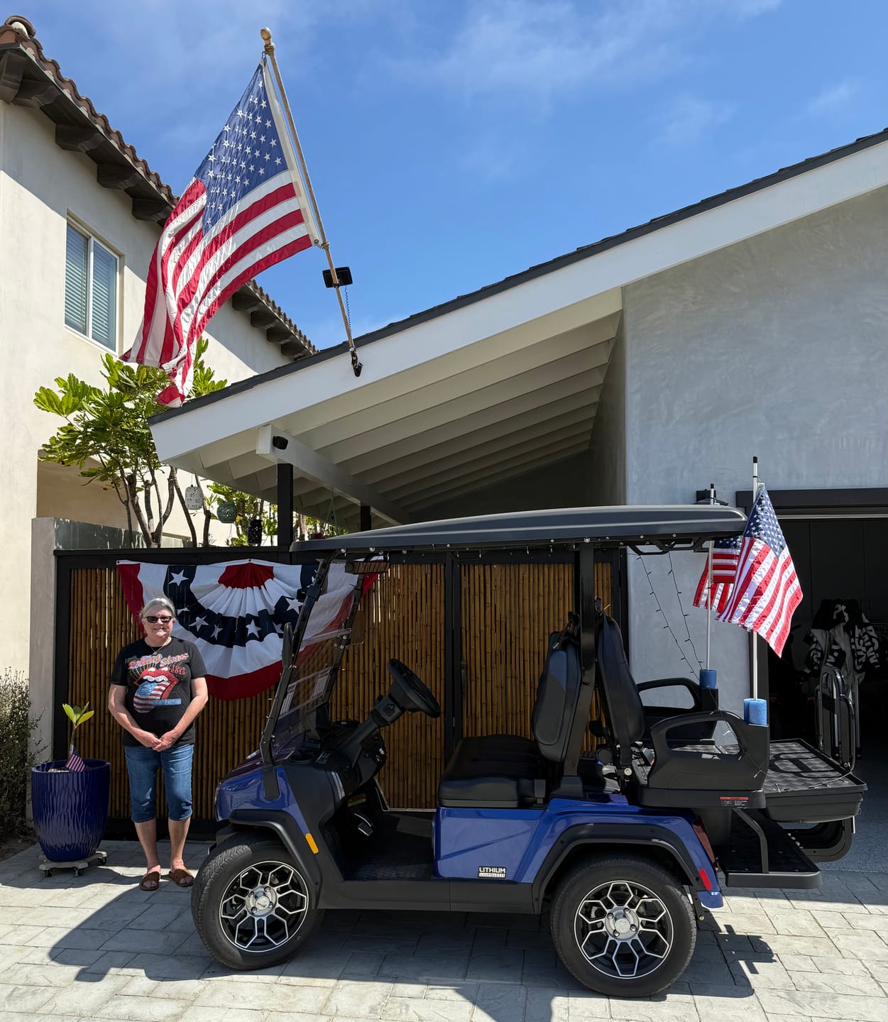 Customer photo review of 16" x 24" Boat Flag Set