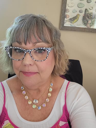 Customer photo review of Free Crystal Glow Necklace