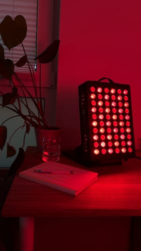 Customer photo review of Koanna® Luma300™ – Powerful, Compact Red Light Therapy Panel