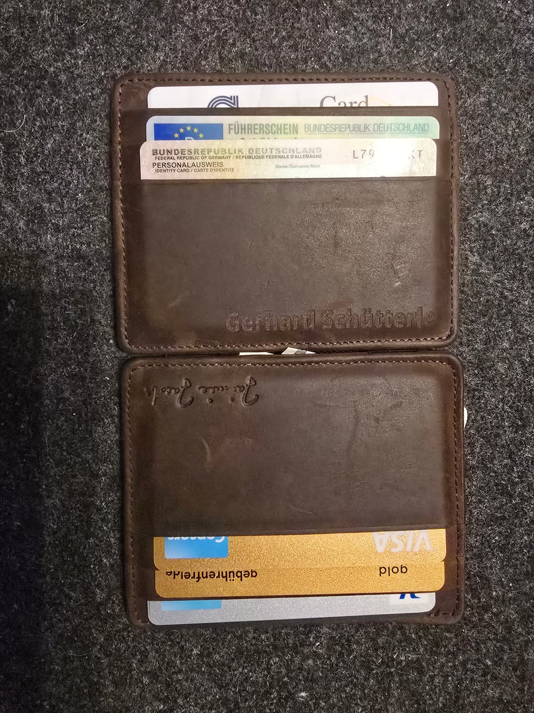 Customer photo review of Flap Boy Slim - Magic Wallet without Coin Pocket