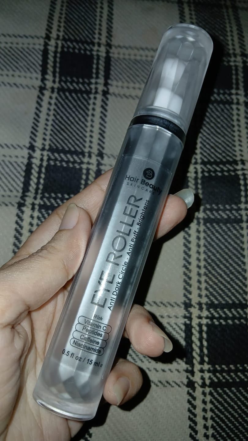 Customer photo review of Eye Roller | Eliminates Dark Circles & Puffy Eyes