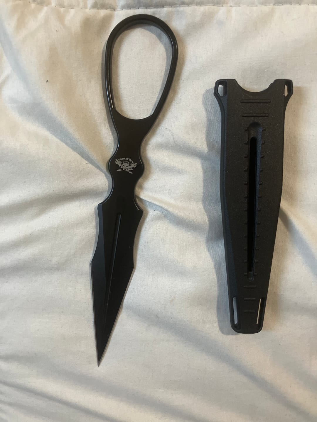 Customer photo review of D2 DAGGER - Black