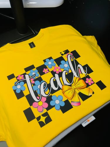 Customer photo review of Gildan Heavy Cotton T-shirt (Small to XLarge)