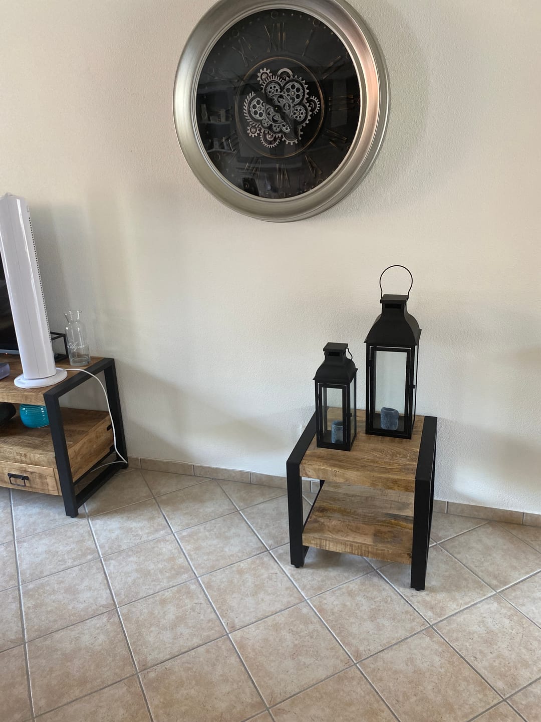 Customer photo review of Salontafel Bijzettafel Industrieel Design | Mangohout en Staal | 50x50x45