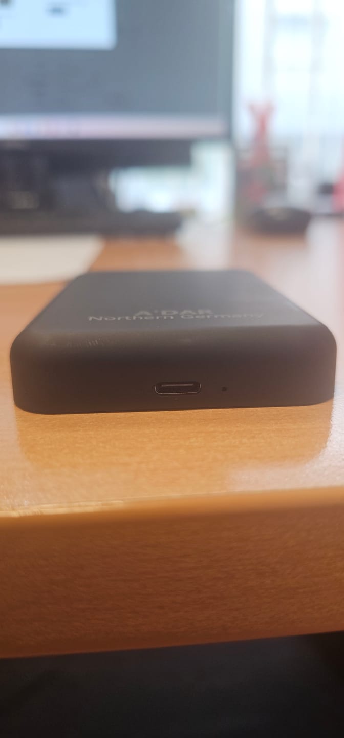Customer photo review of AdarCharge Pro - magnetische Powerbank