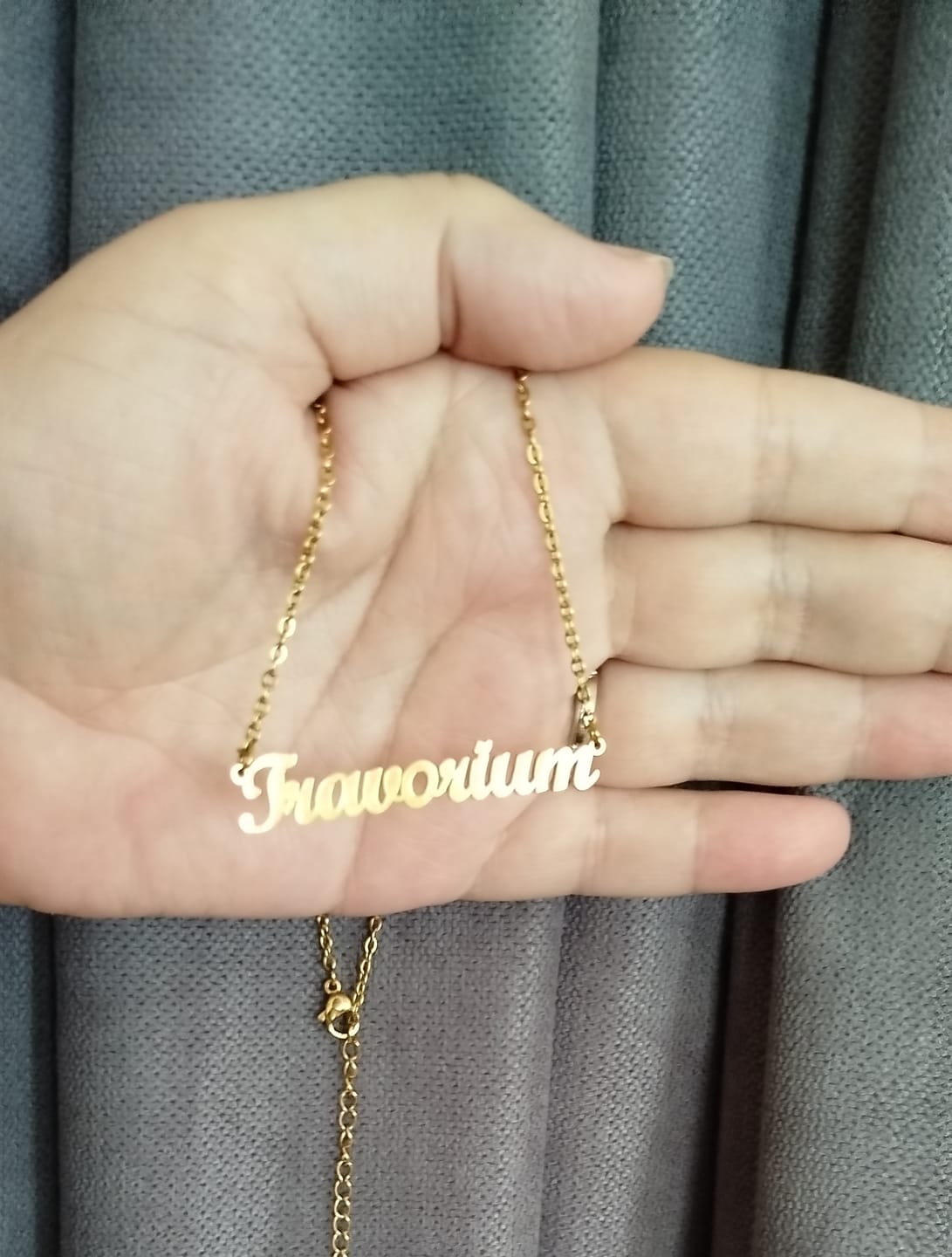 Customer photo review of Collier Personnalisé - MyLittleNecklace