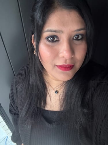 Customer photo review of The Clover Necklace