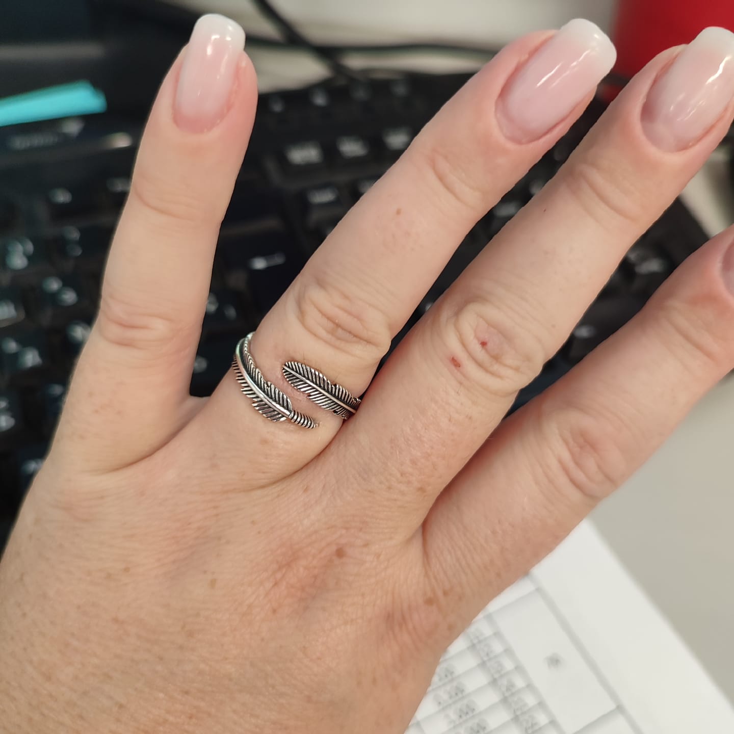 Customer photo review of Anillo Plumes