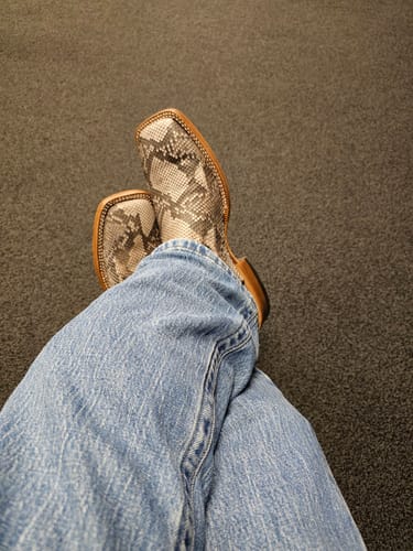 Customer photo review of Men's Dry Gulch Western Boots