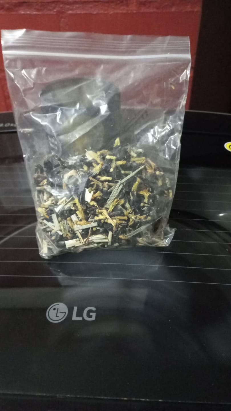 Customer photo review of Tin Bella Luna