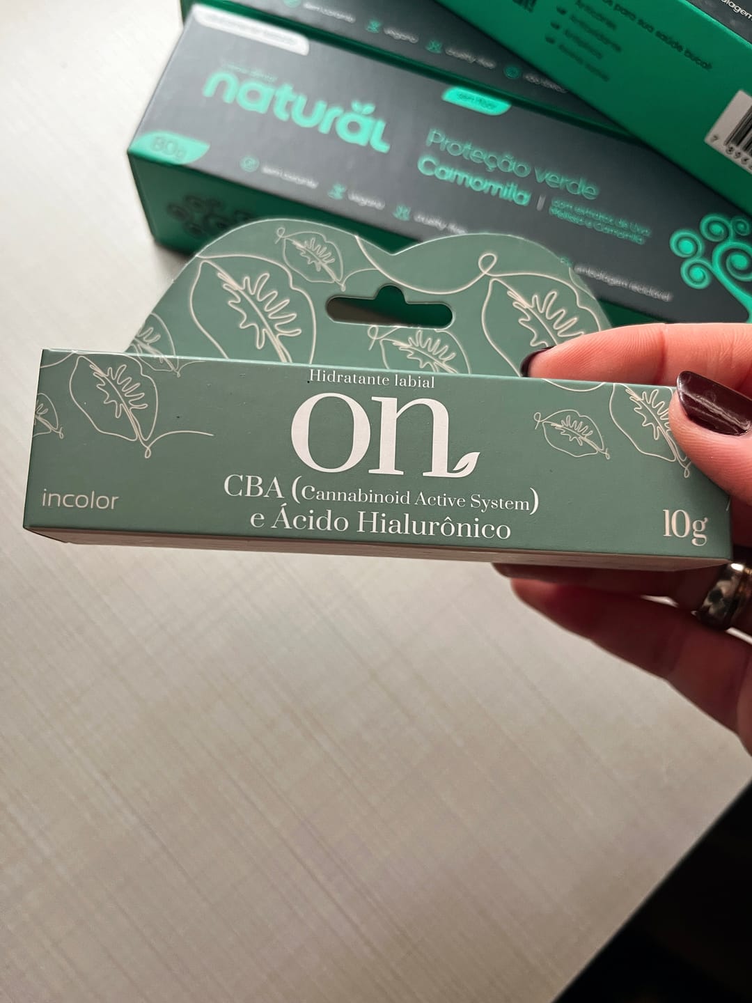 Customer photo review of Hidratante Labial CBA e Ácido Hialurônico ON