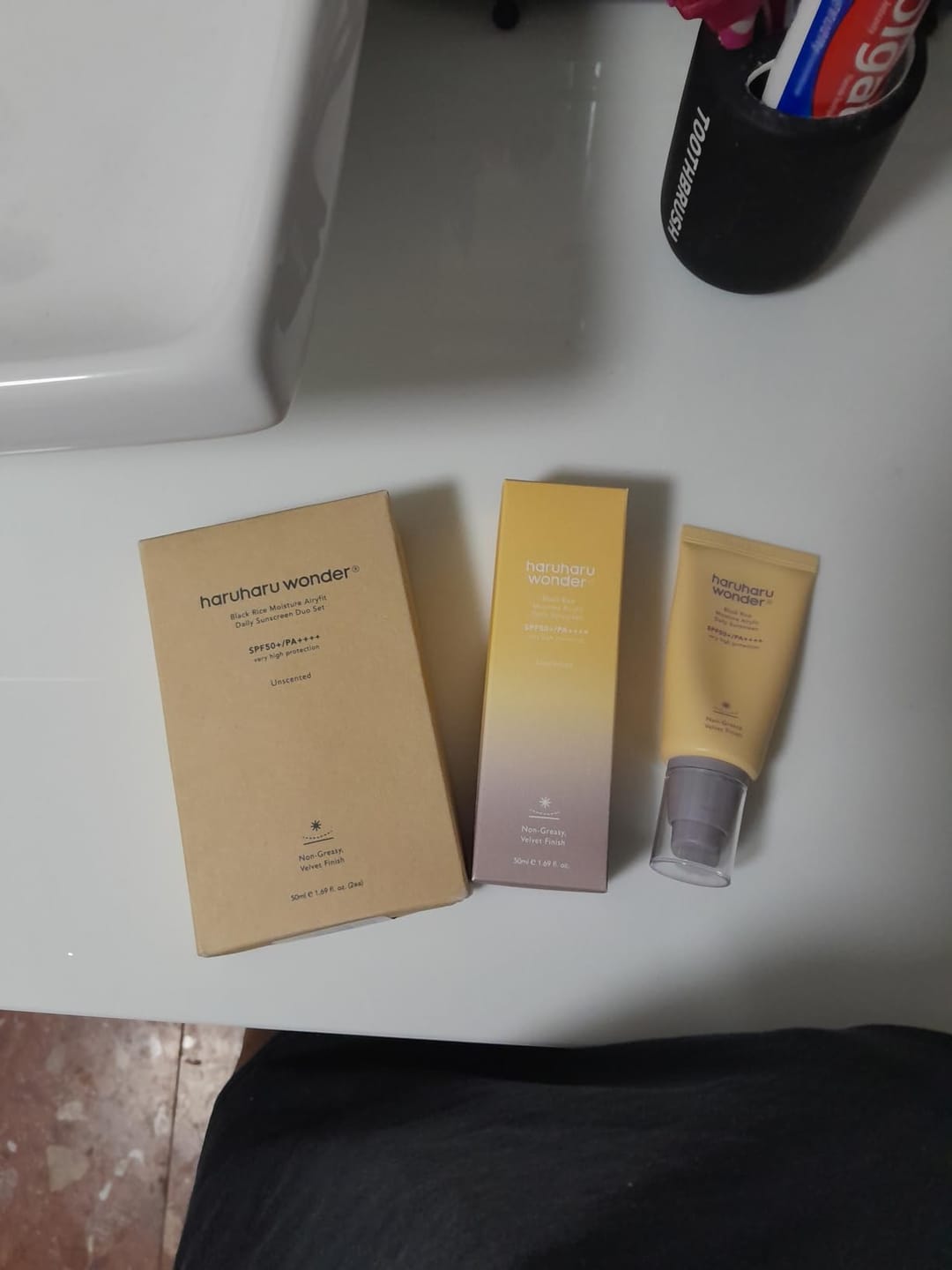 Customer photo review of BLACK RICE moisture airyfit daily sunscreen SPF50+ PA++++