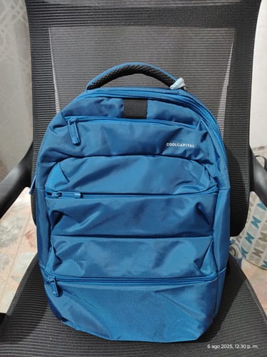 Customer photo review of Mochila Sarec Laptop 15.6" Cool Capital Azul