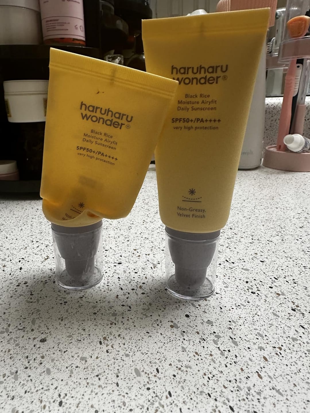 Customer photo review of BLACK RICE moisture airyfit daily sunscreen SPF50+ PA++++