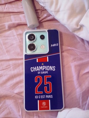Customer photo review of Coque foot PARIS SG PSG COLLECTOR CHAMPIONS D'EUROPE CHAMPIONS LEAGUE 2025 - TEAMCOQUES